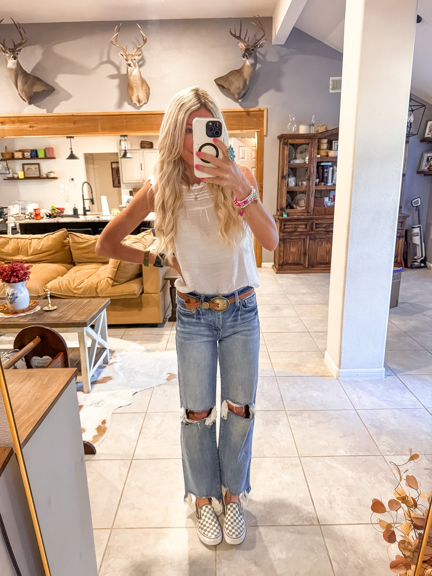 The Van Horn Distressed Jeans