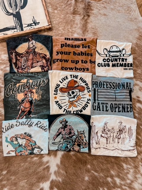 Graphic Tee's - The Vintage Emmie
