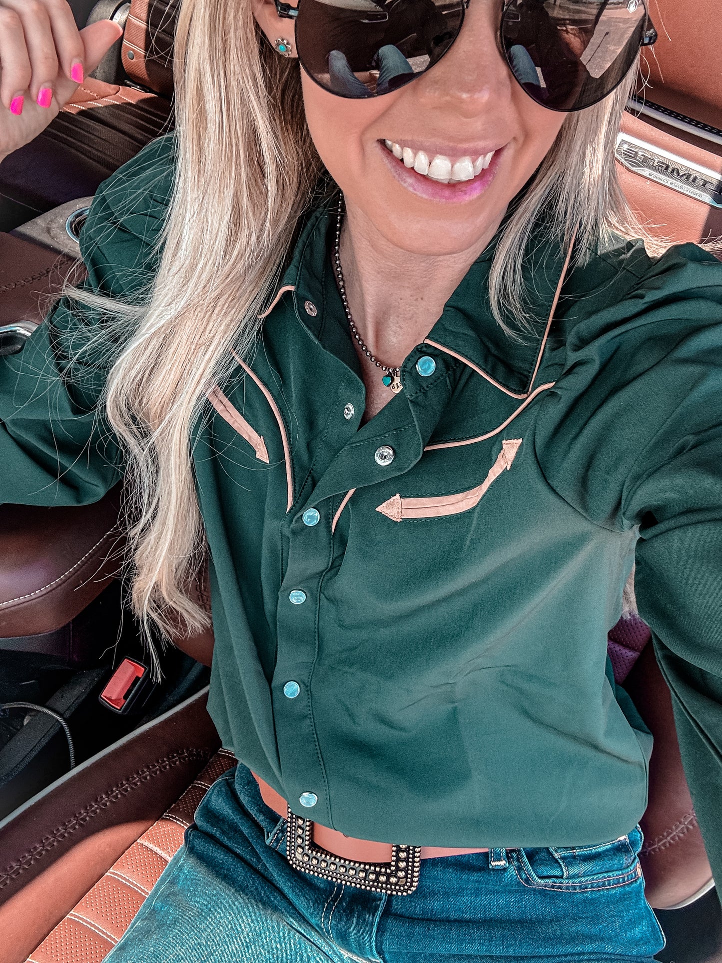 The Guthrie Pearl Snap Button Down (Hunter Green) - The Vintage Emmie