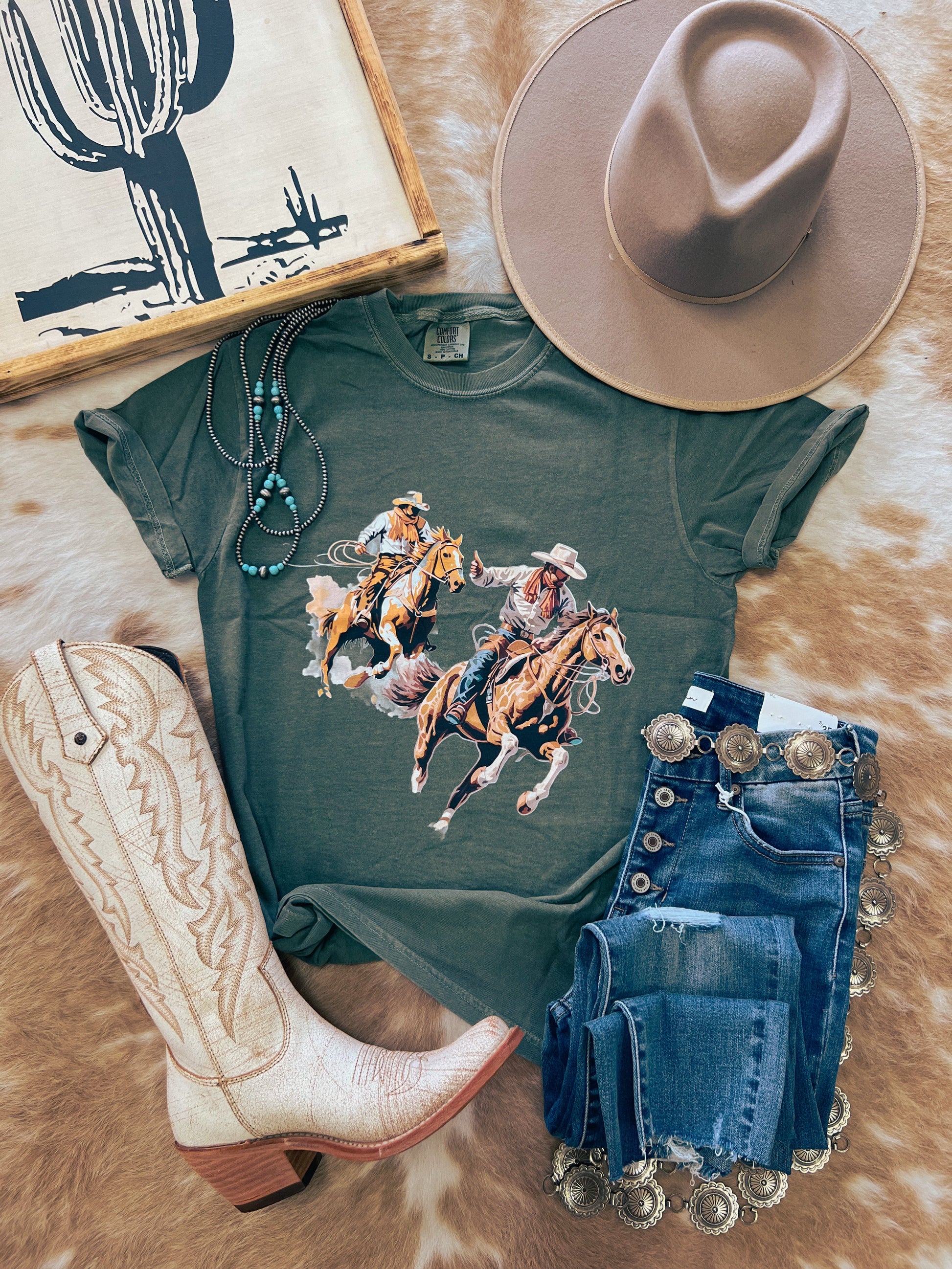 Cowboy Rider's Tee (Hunter Green) - The Vintage Emmie