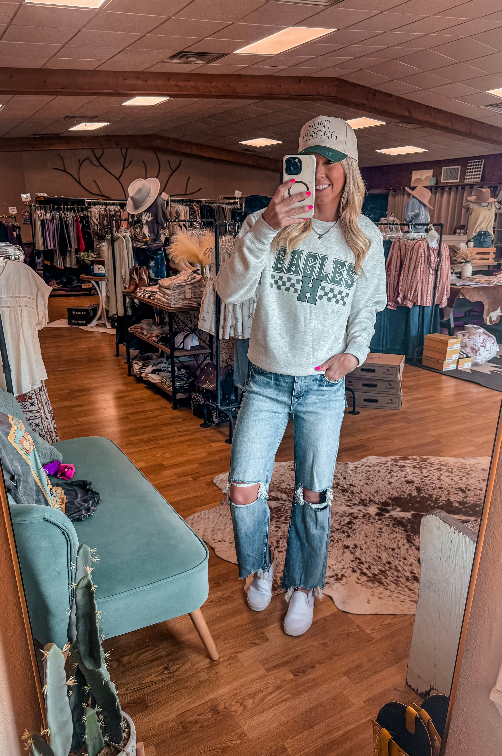 Hunt Eagles Sweatshirt - The Vintage Emmie