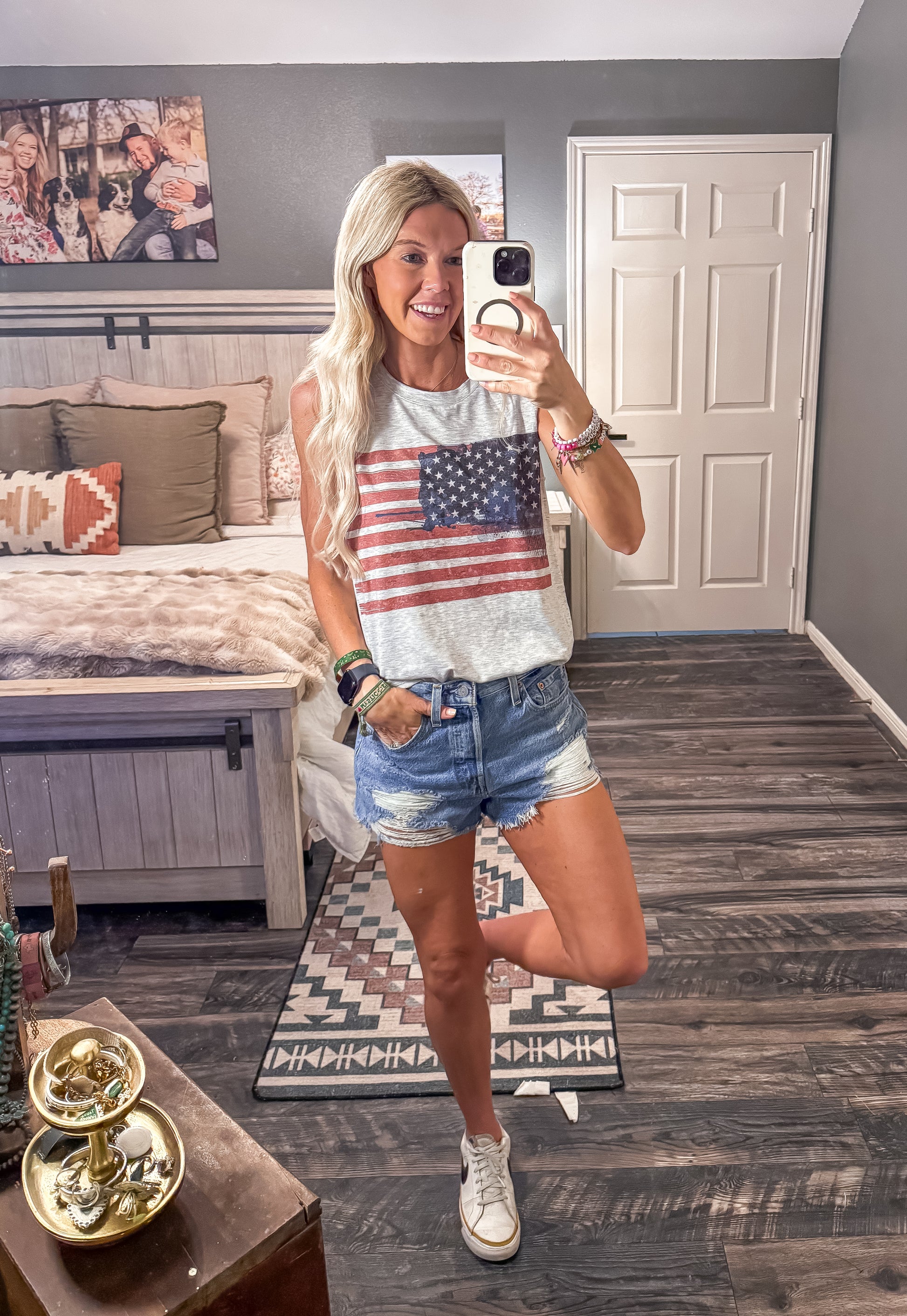 American Flag Tank Top (Off White) - The Vintage Emmie