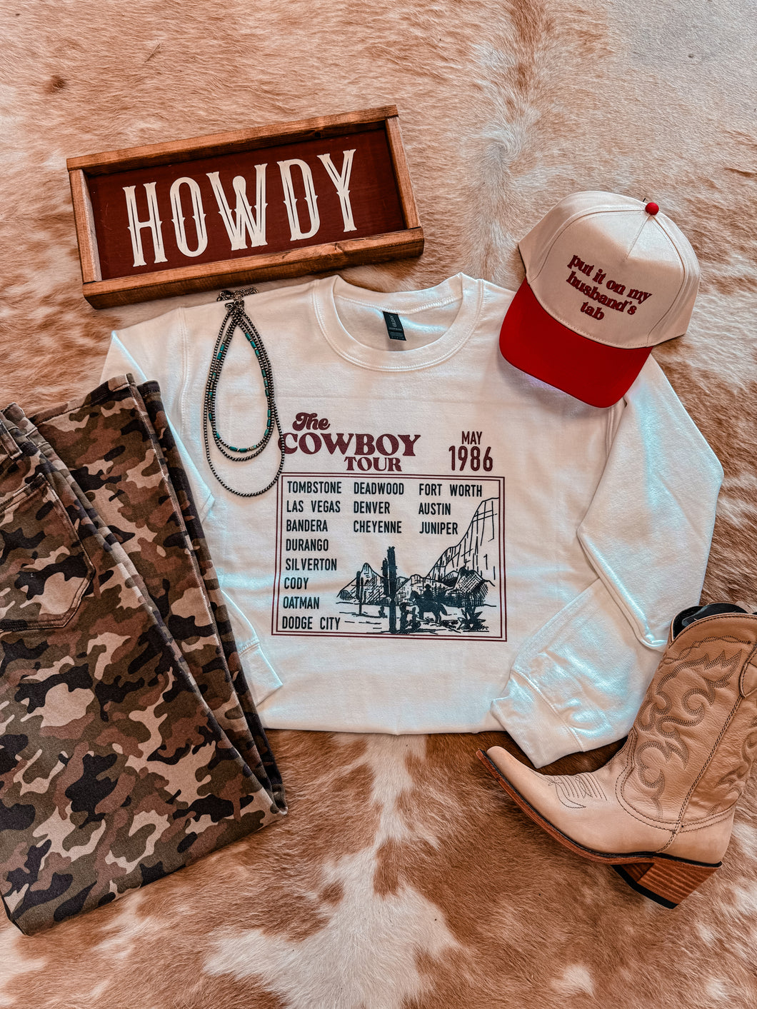 The Cowboy Tour Crewneck Sweatshirt (White) - The Vintage Emmie