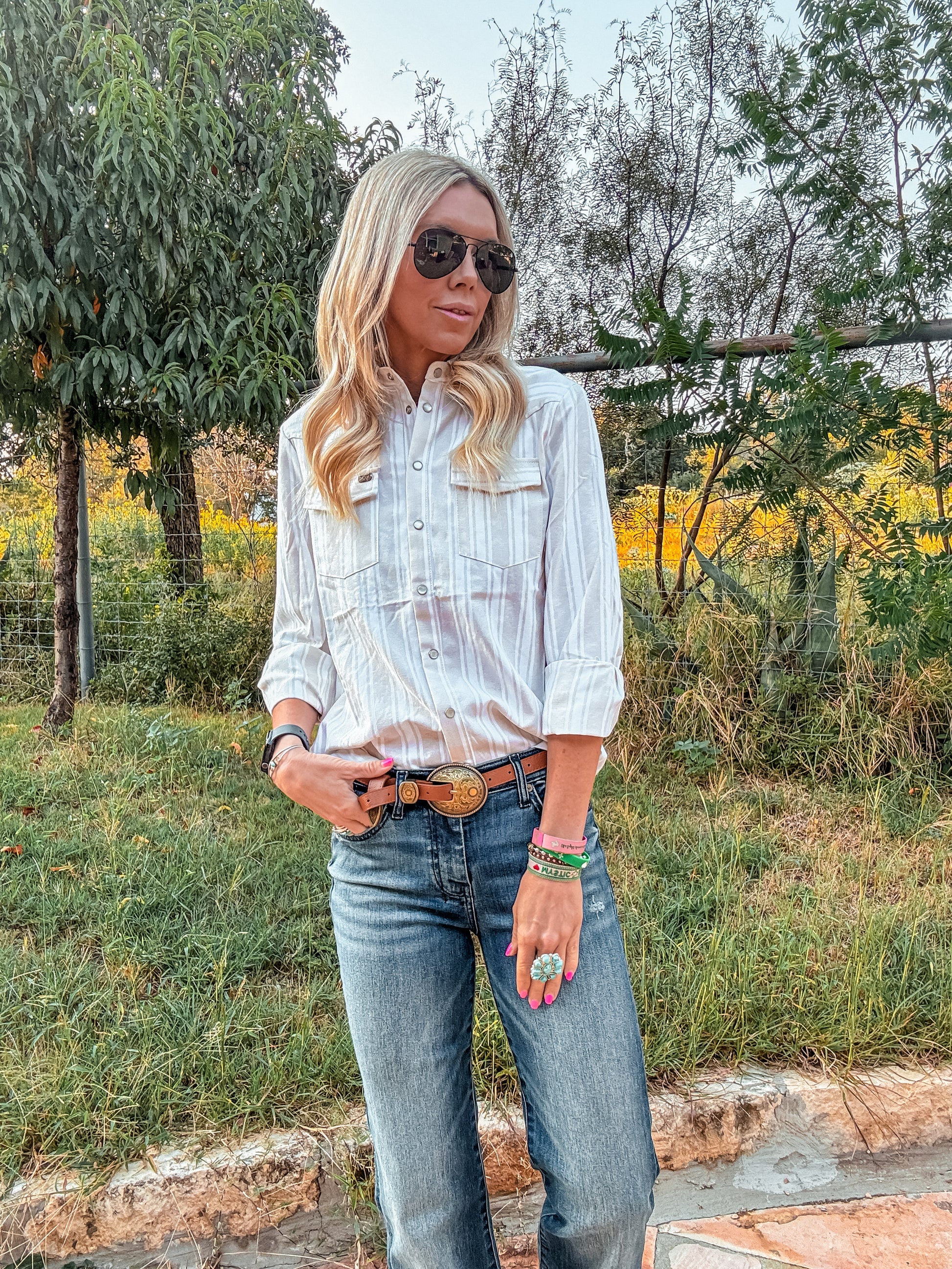 The Texla Pearl Snap Button Down (Ivory Stripe) - The Vintage Emmie