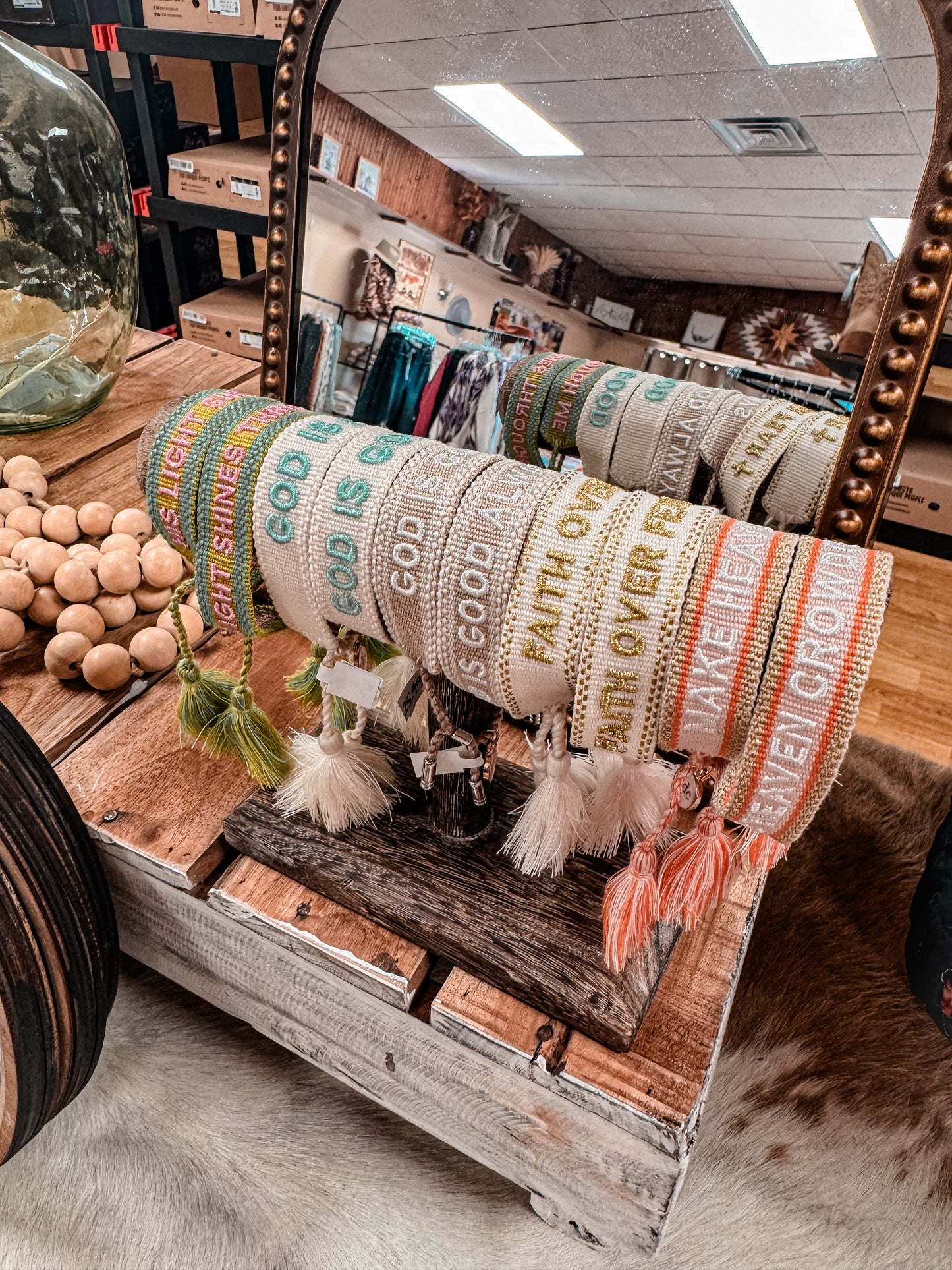 His Light Shines Through Me Bracelet - The Vintage Emmie