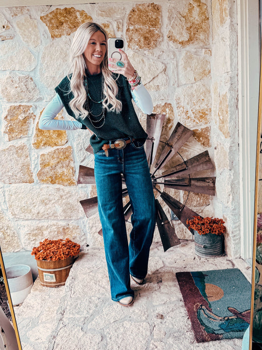 The Concan Oversized Sweater Vest (Hunter Green) - The Vintage Emmie