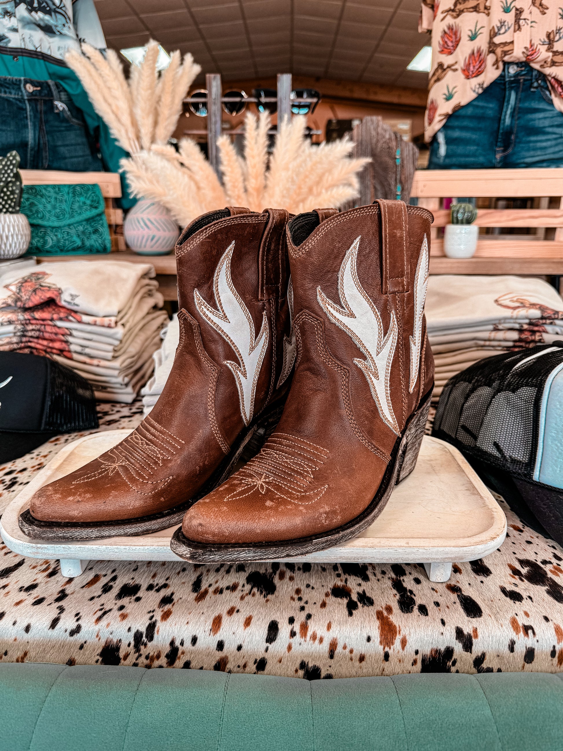 Liberty Black Evan Mossil Tan - The Vintage Emmie