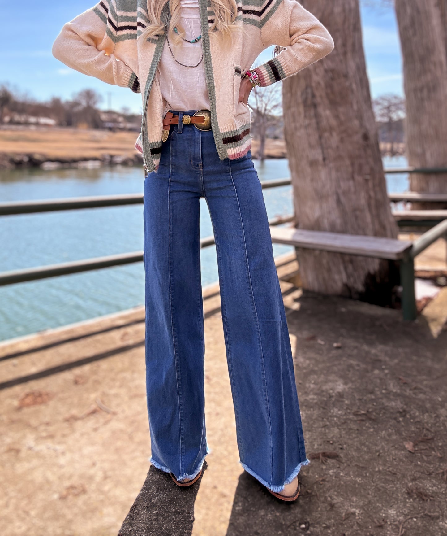 The Gano Wide Leg Denim Jeans - The Vintage Emmie