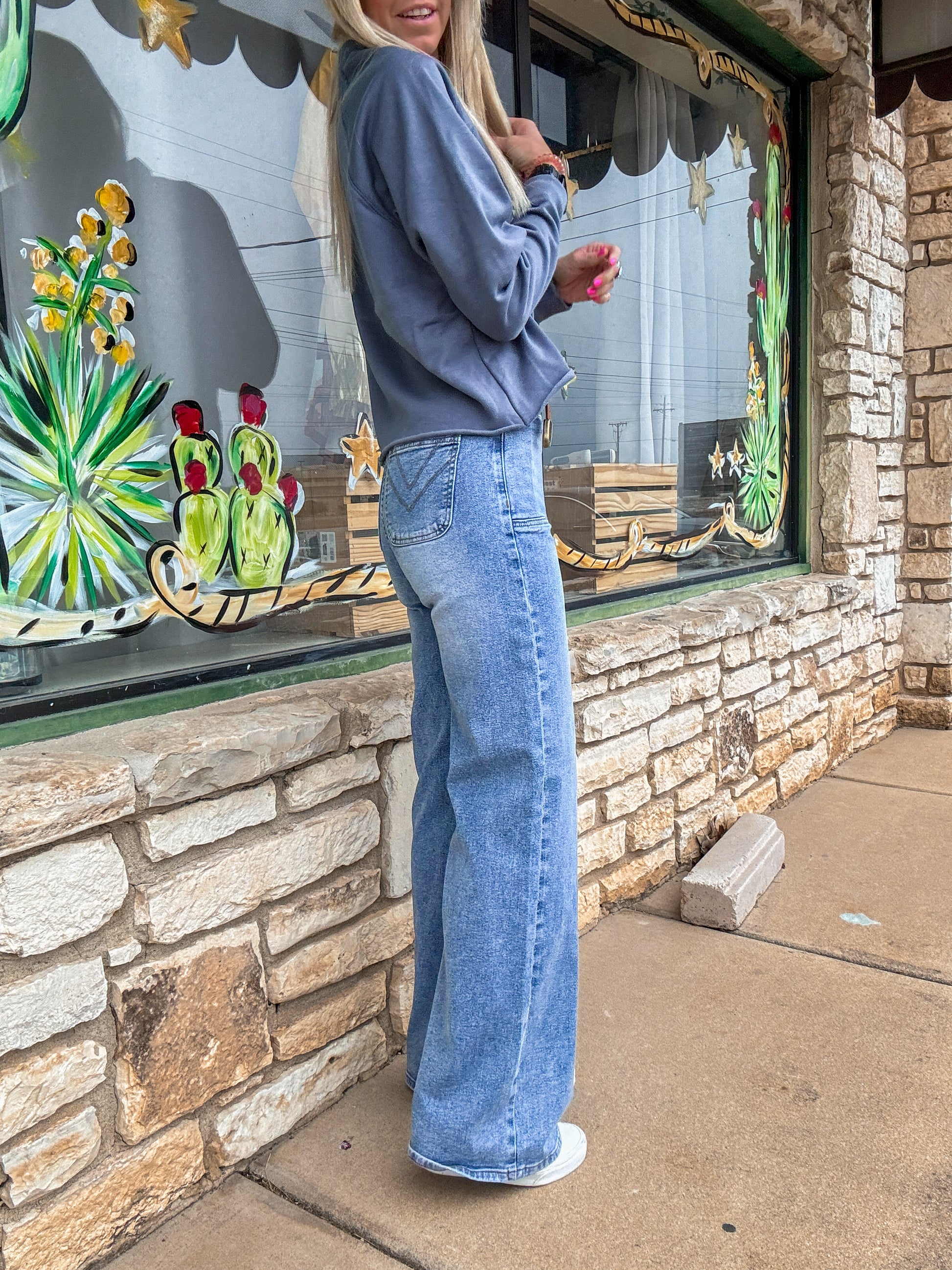 The Louetta High Rise Wide Leg Jeans - The Vintage Emmie