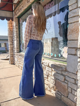 Load image into Gallery viewer, The Gano Wide Leg Denim Jeans (Medium Wash)