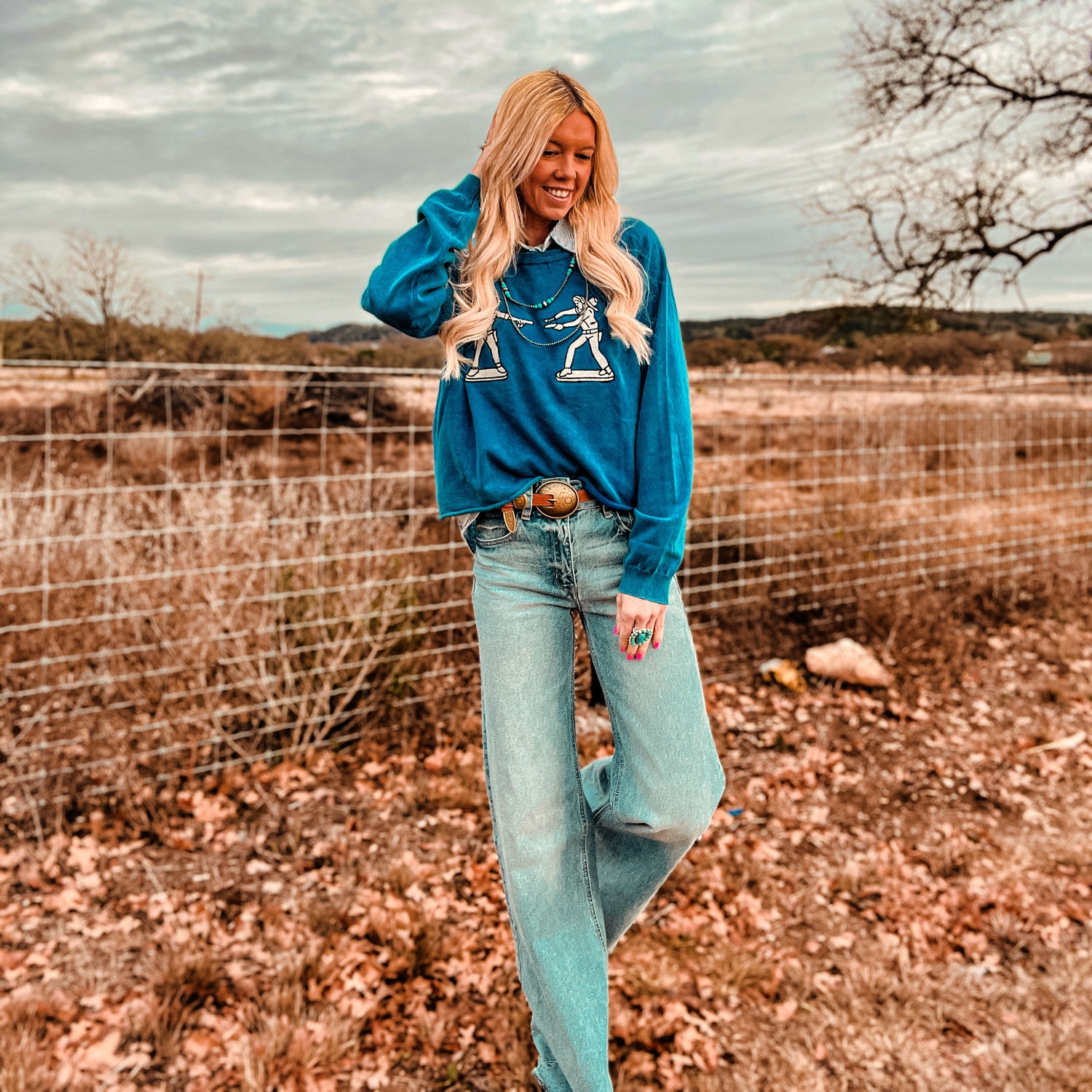 The Tilden Cowboy Cropped Sweater (Blue) - The Vintage Emmie