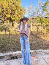 The Concan Oversized Sweater Vest (Brown)