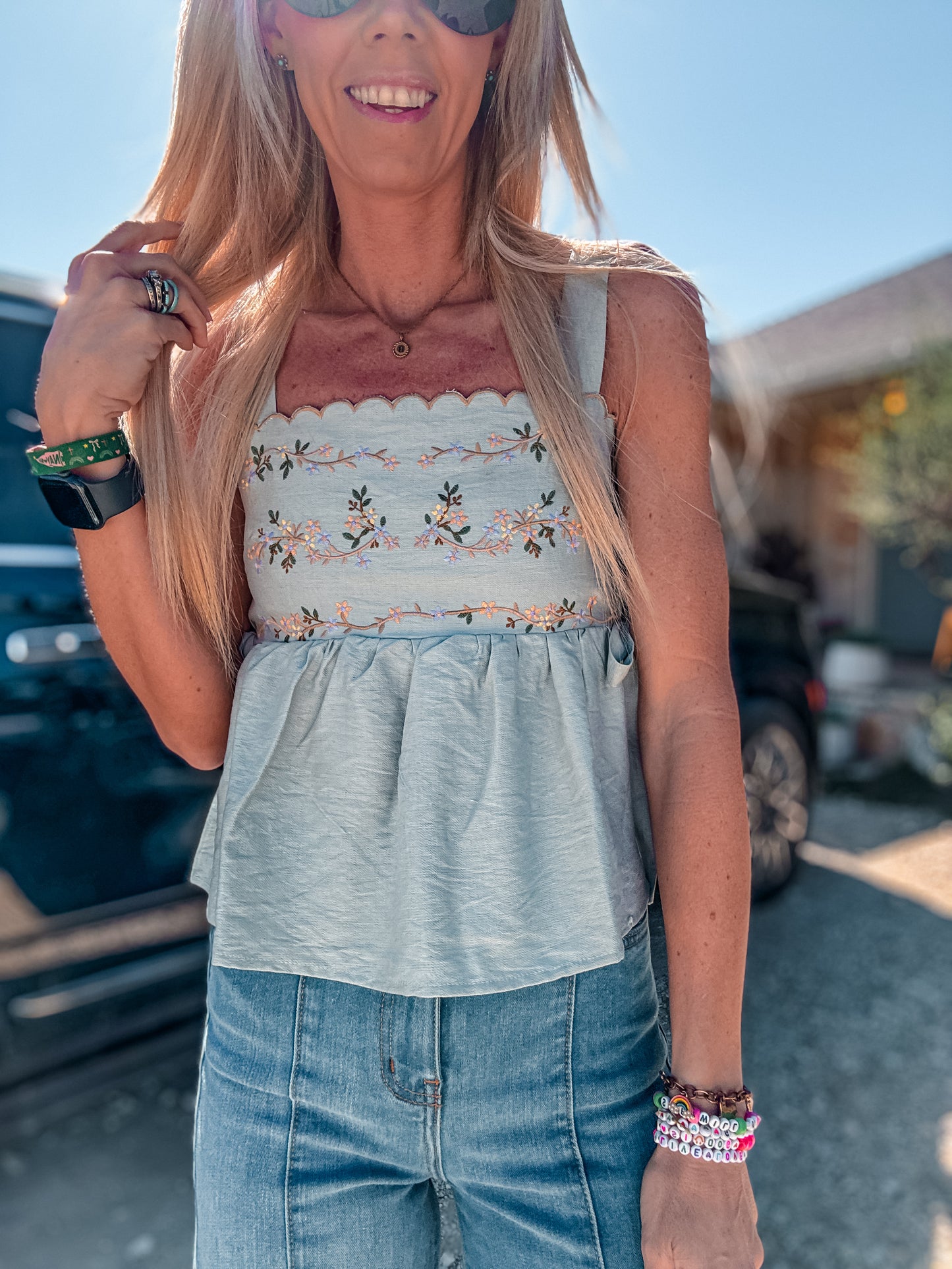 The Tira Floral Linen Top (Blue) - The Vintage Emmie