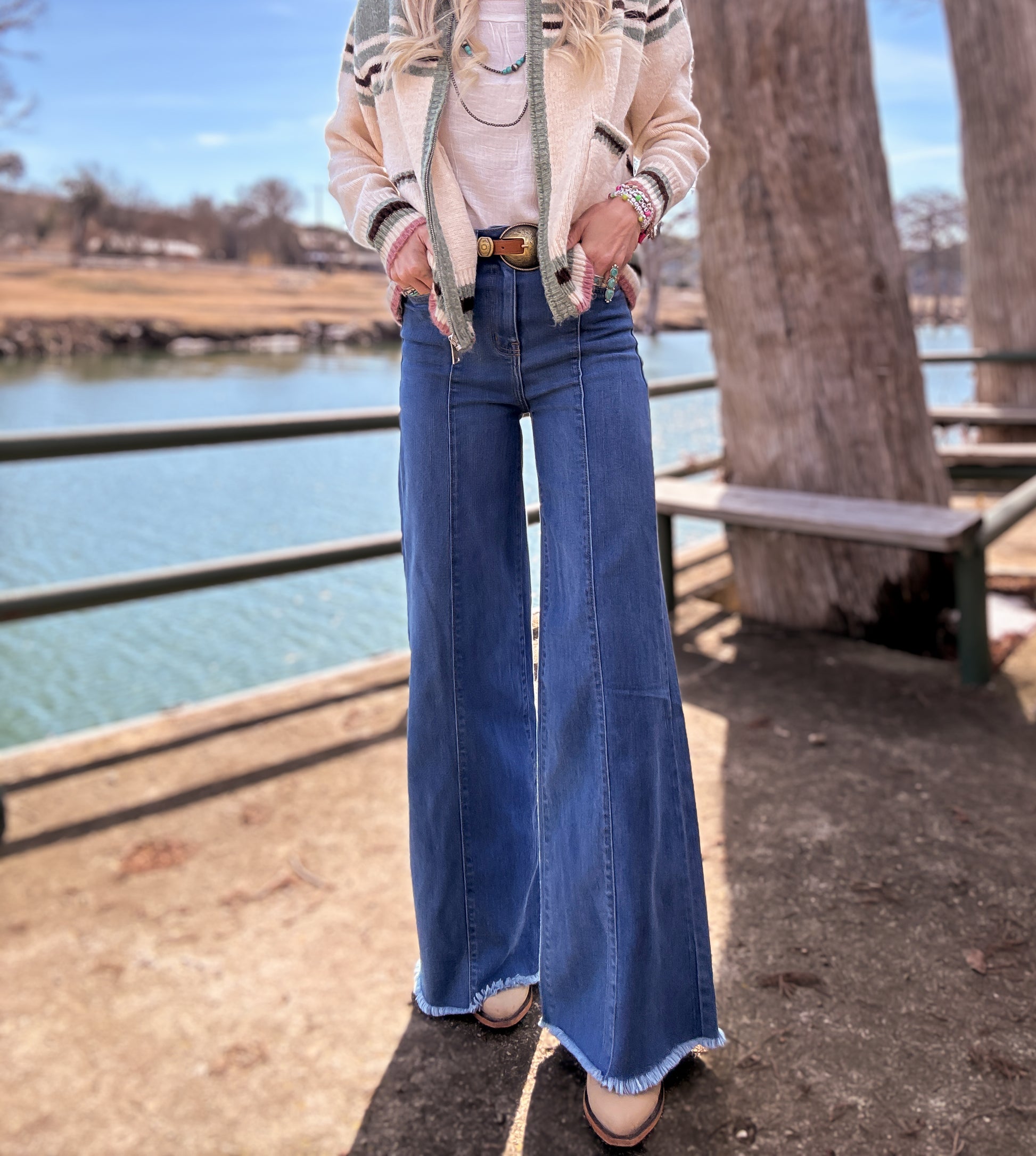 The Gano Wide Leg Denim Jeans - The Vintage Emmie
