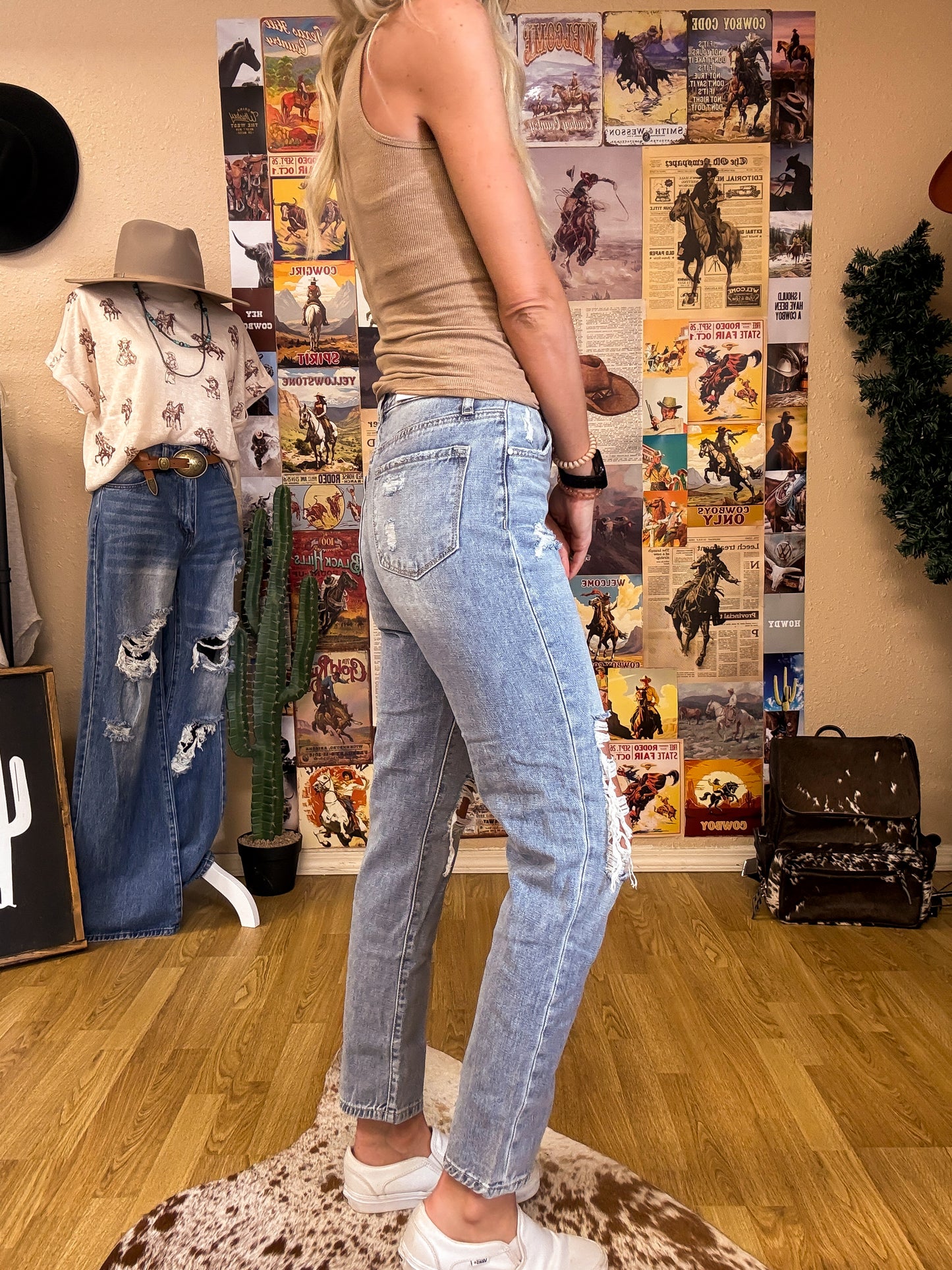 The Markley Distressed Straight Leg Jeans - The Vintage Emmie