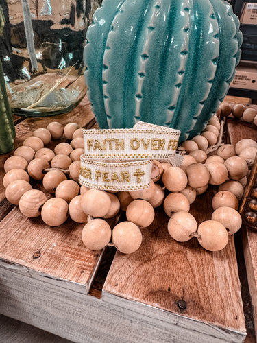 Faith Over Fear Bracelet - The Vintage Emmie