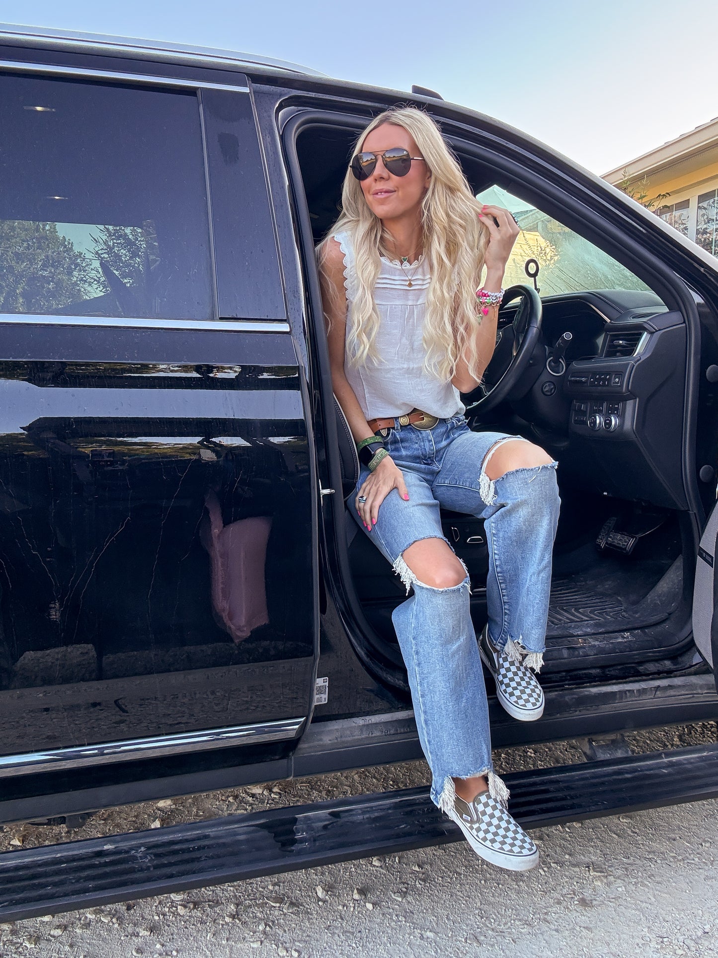 The Van Horn Distressed Jeans
