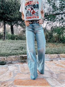 The Tecula Wide Leg Denim Jeans (Medium Wash) - The Vintage Emmie