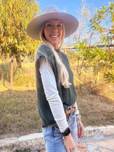 The Concan Oversized Sweater Vest (Hunter Green)