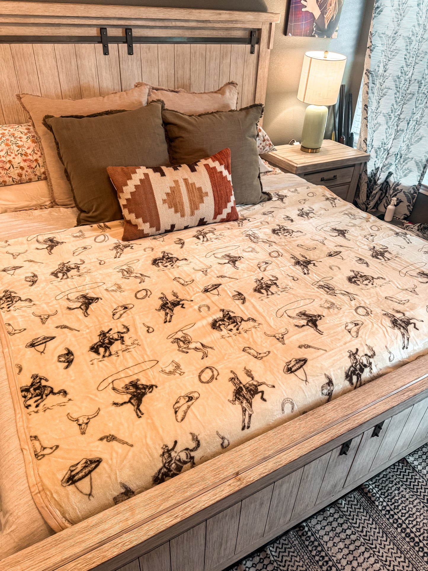 The Lasso Cowboy Throw Blanket (Queen) - The Vintage Emmie