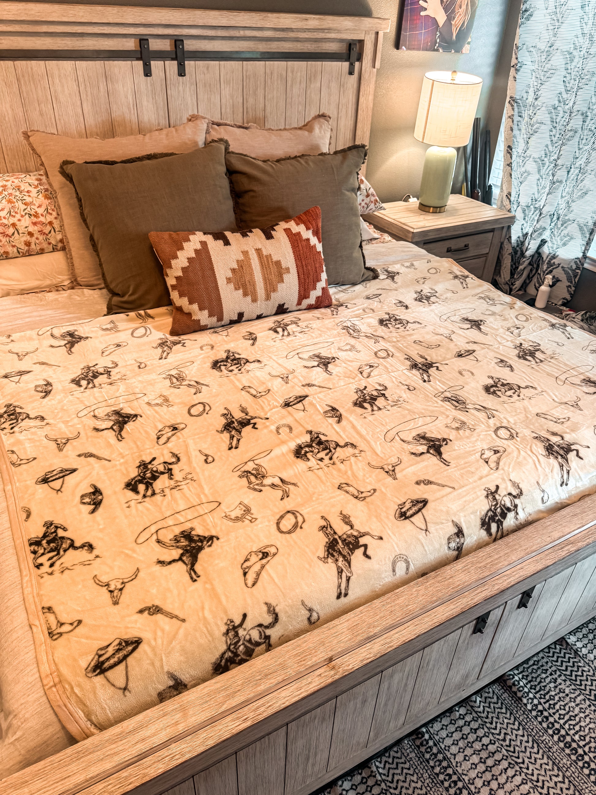 The Lasso Cowboy Throw Blanket (Queen) - The Vintage Emmie