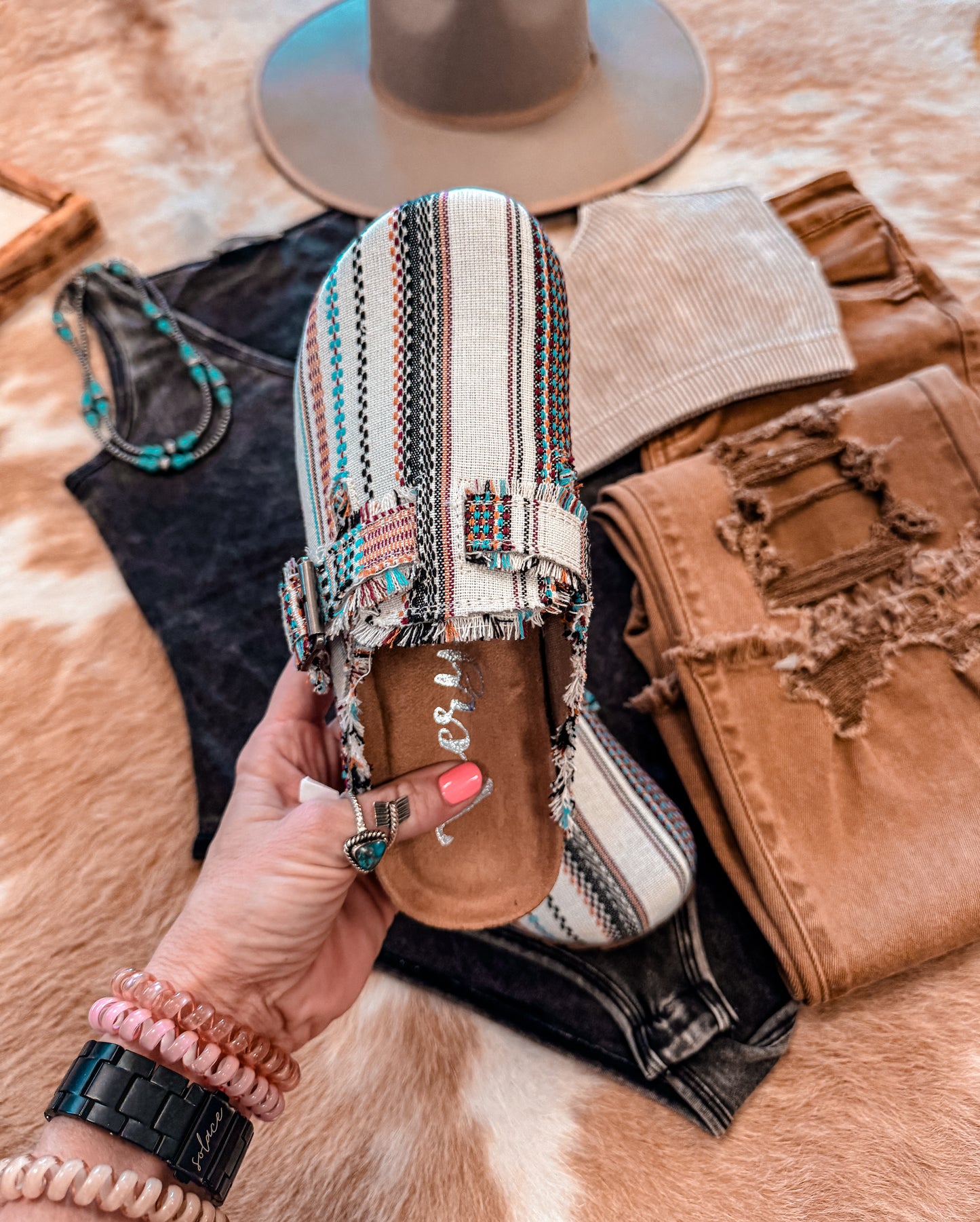 The Seminole Slide (Cream Multi) - The Vintage Emmie