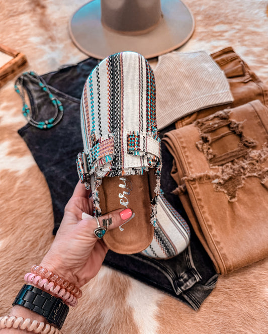 The Seminole Slide (Cream Multi) - The Vintage Emmie