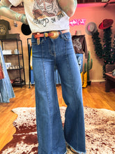 Load image into Gallery viewer, The Gano Wide Leg Denim Jeans (Medium Wash)