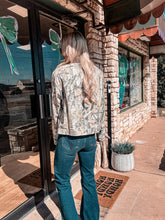 The Quinlan Camo Jacket - The Vintage Emmie