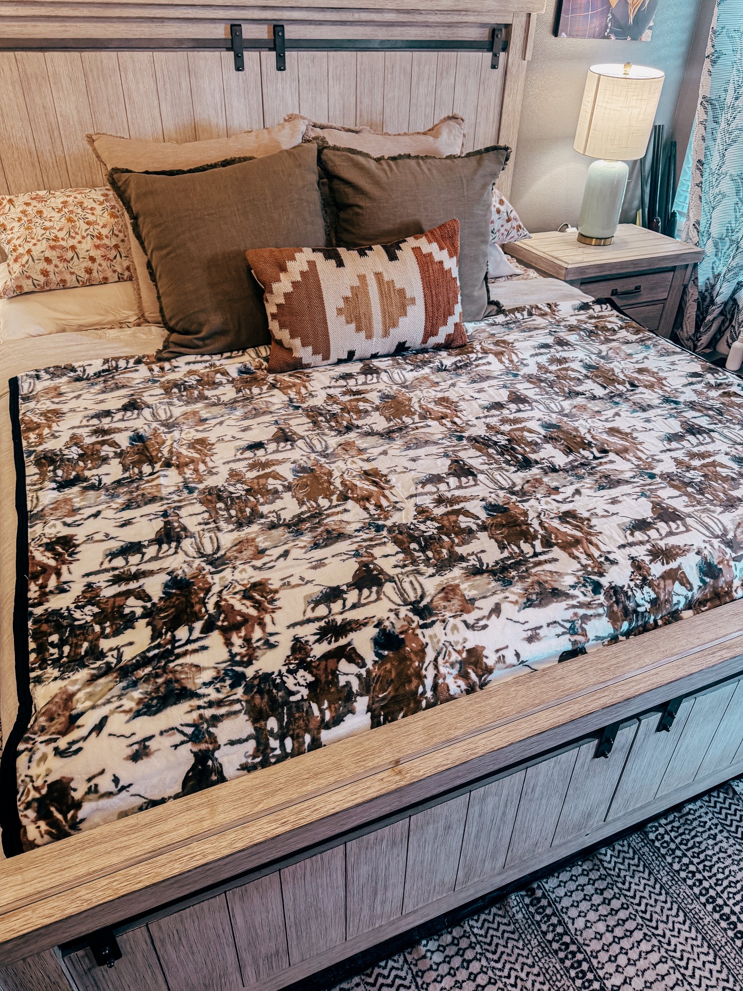 The Cowboy Home Throw Blanket (Queen) - The Vintage Emmie