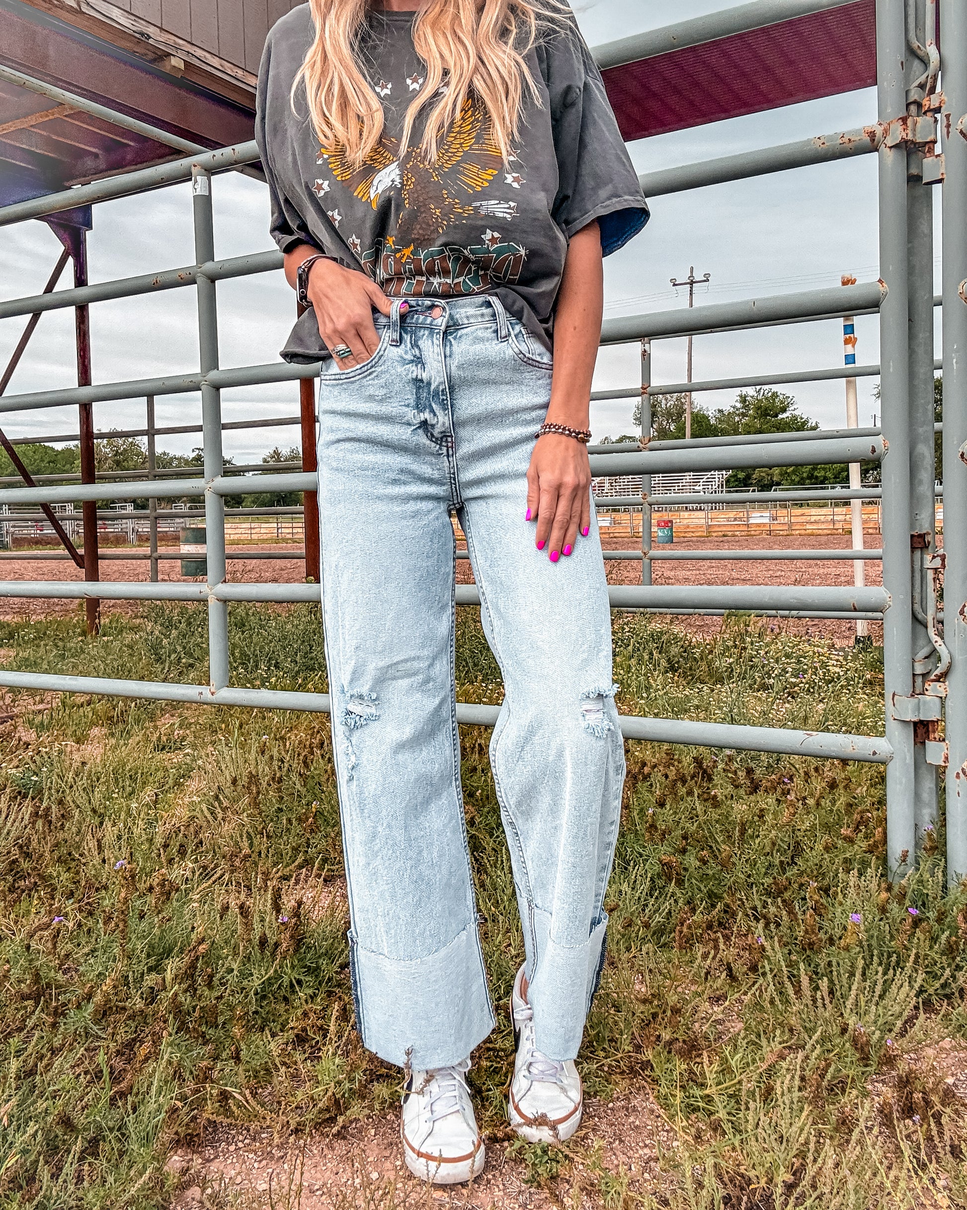 The Slater Cuffed Jeans (Light Wash) - The Vintage Emmie