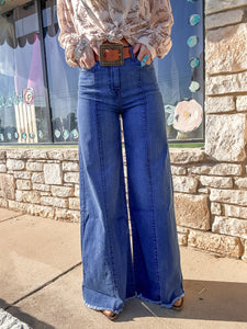 The Gano Wide Leg Denim Jeans (Medium Wash)