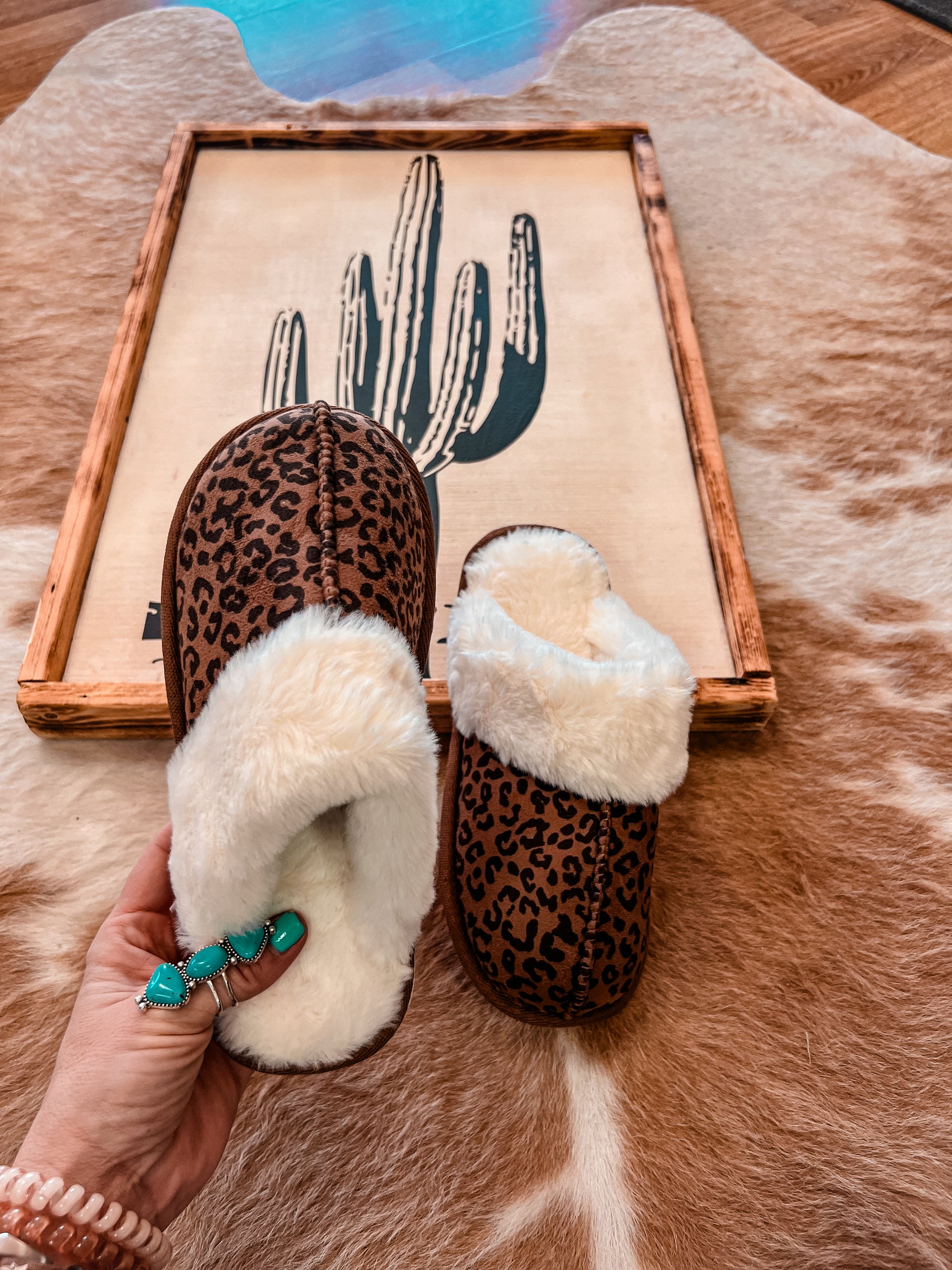 The Sadler Slippers (Cheetah Print) - The Vintage Emmie