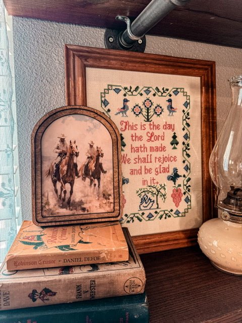 The Cowboy Friends Picture (Arch Top) - The Vintage Emmie