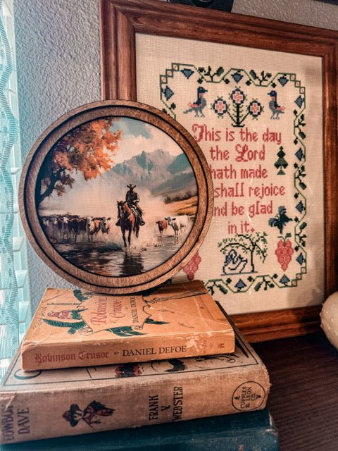 The Cowboy Creek Picture (Round) - The Vintage Emmie