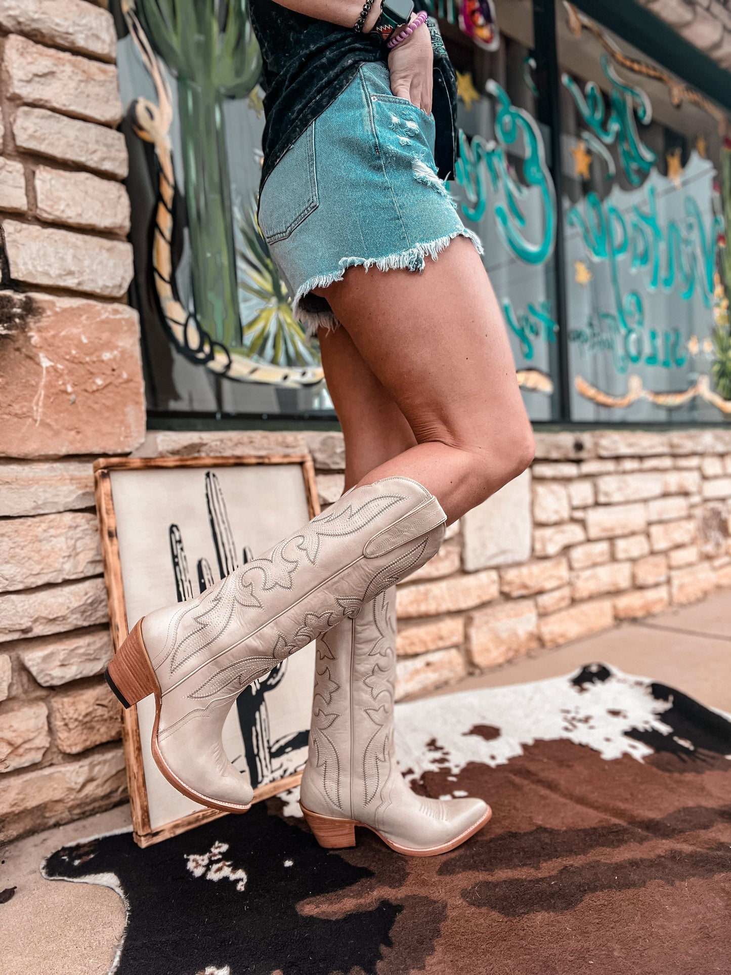 Ariat Belinda Stretch Fit Boots (Bone) - The Vintage Emmie