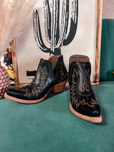 Ariat Dixon Western Boot (Black)