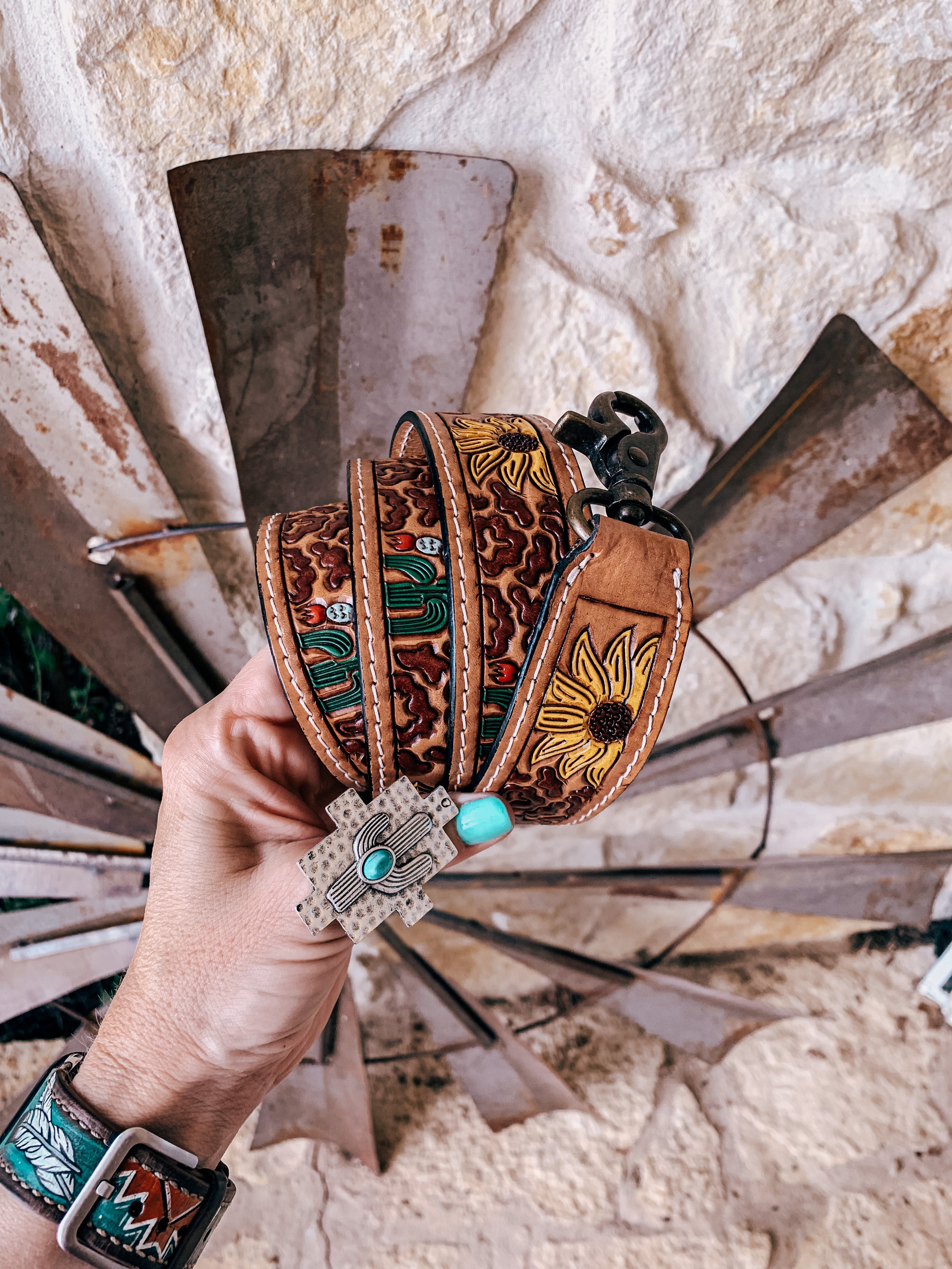 Leather Tooled Purse Strap (Cactus & White Feathers)