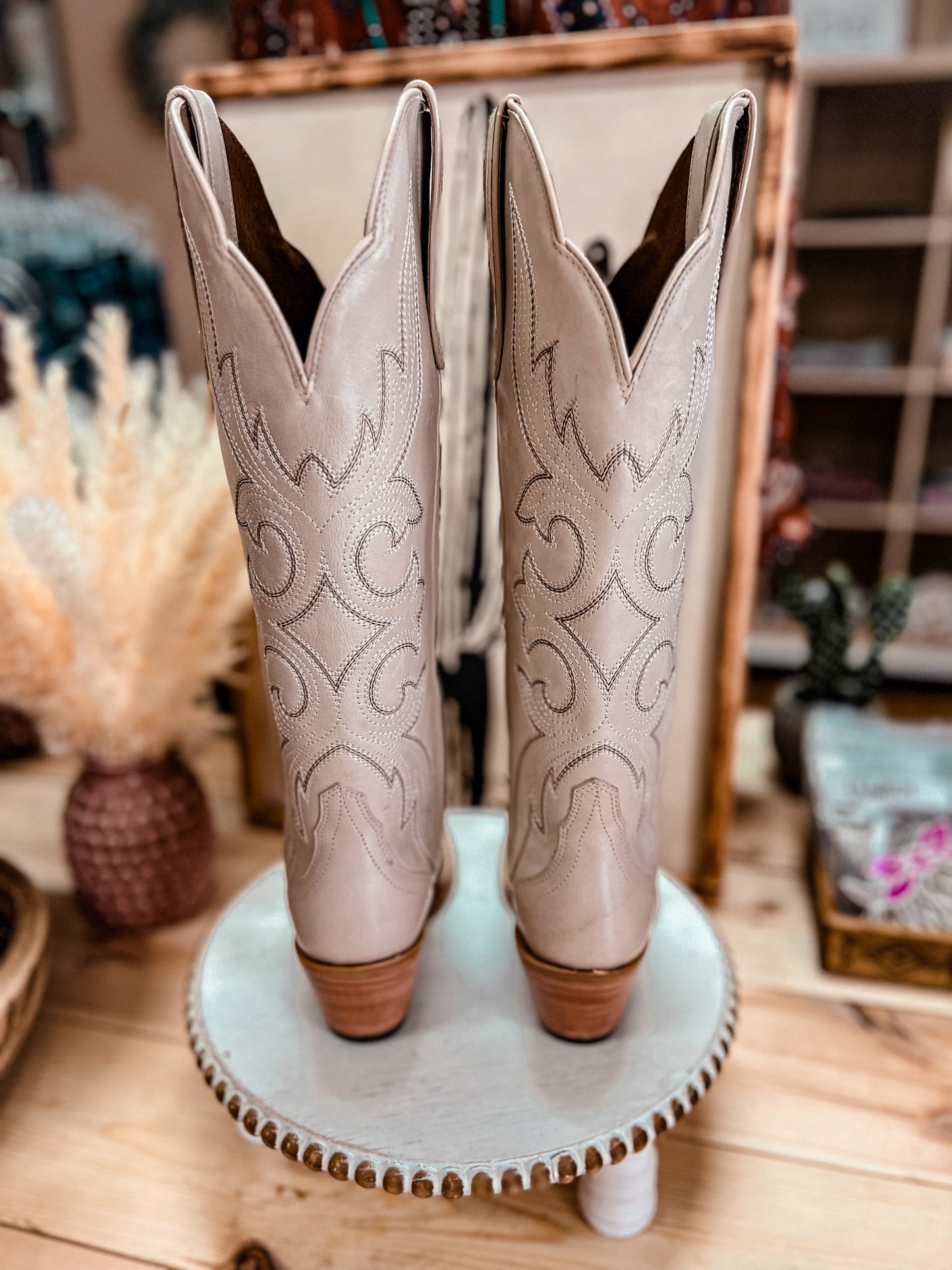 Ariat Belinda Stretch Fit Boots (Bone) - The Vintage Emmie