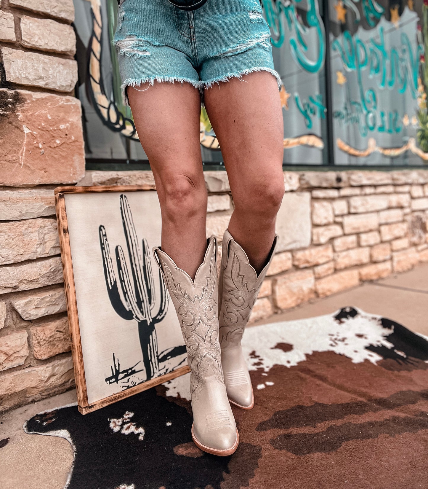 Ariat Belinda Stretch Fit Boots (Bone) - The Vintage Emmie