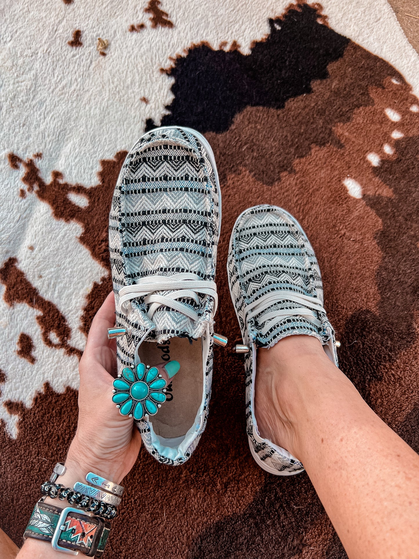 The DeSoto Aztec Shoes (Grey) - The Vintage Emmie
